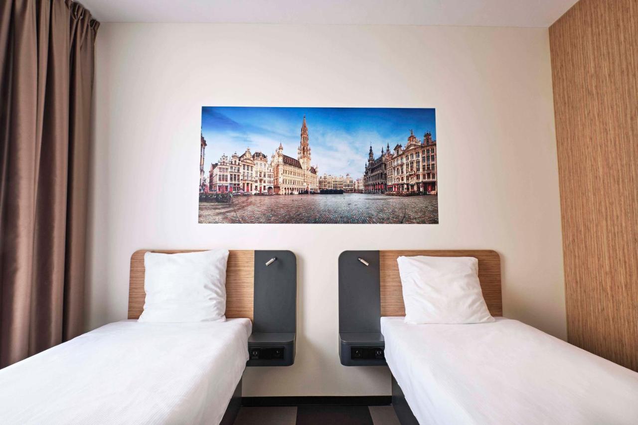 easyHotel Brussels City Centre Buitenkant foto