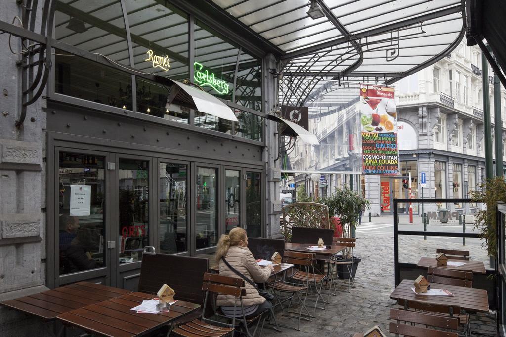 easyHotel Brussels City Centre Buitenkant foto